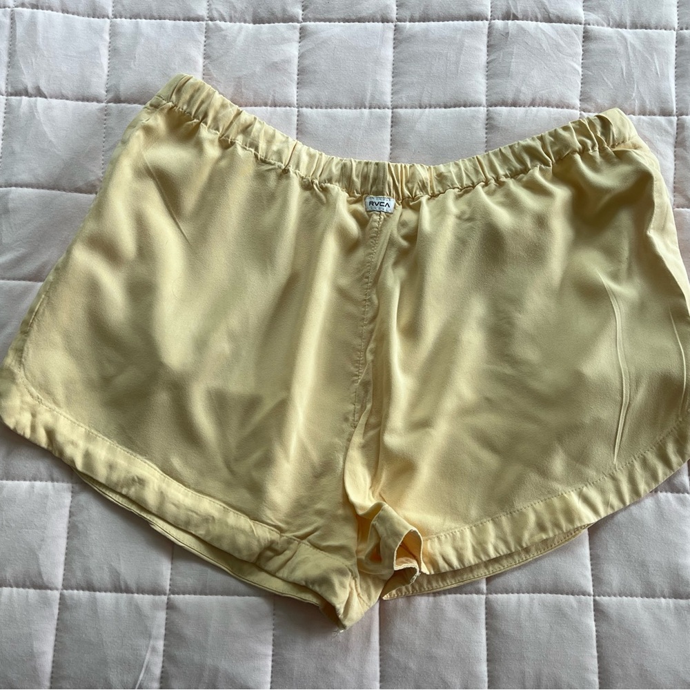 RVCA Yellow Shorts Size Large